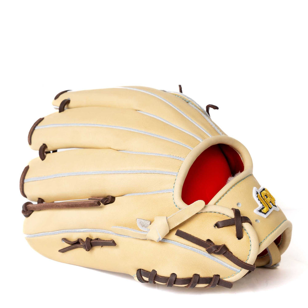 EN-7 | Pitcher | Blonde | 11.75"