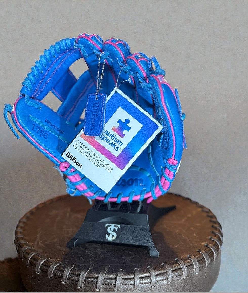 2025 Wilson Love The Moment A2000 DP15 11.5" Autism Infield Baseball Glove