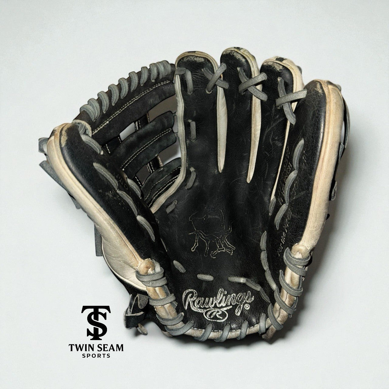 Rawlings Heart of the Hide PRO314-6BW – 11.5” Black/White - RHT