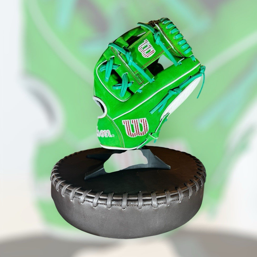 2024 Wilson Shriners Children's A2000 1786 11.5” Infield Baseball Glove: WBW1025