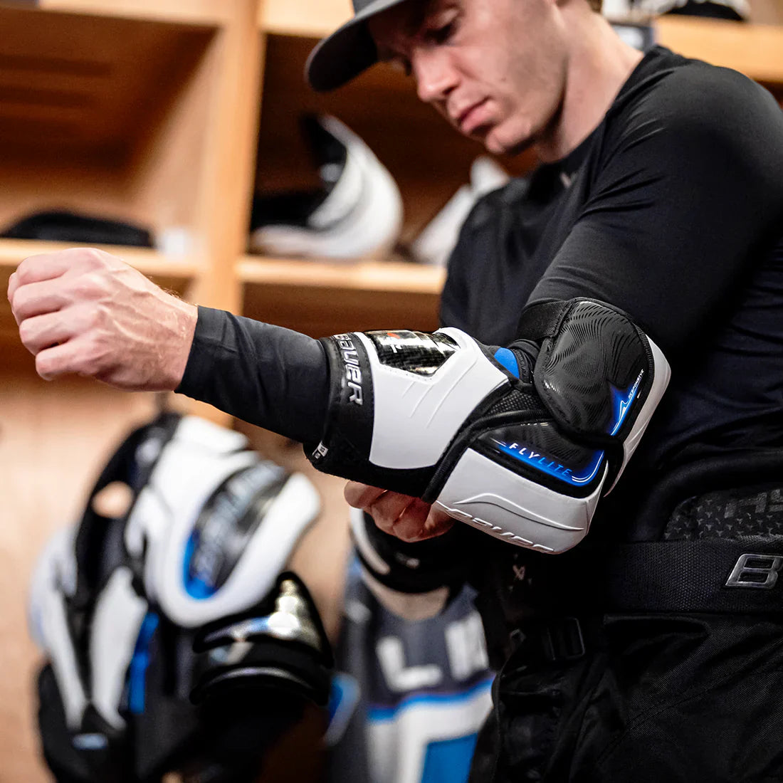 S25 Bauer Vapor Flylite Elbow Pad - SR