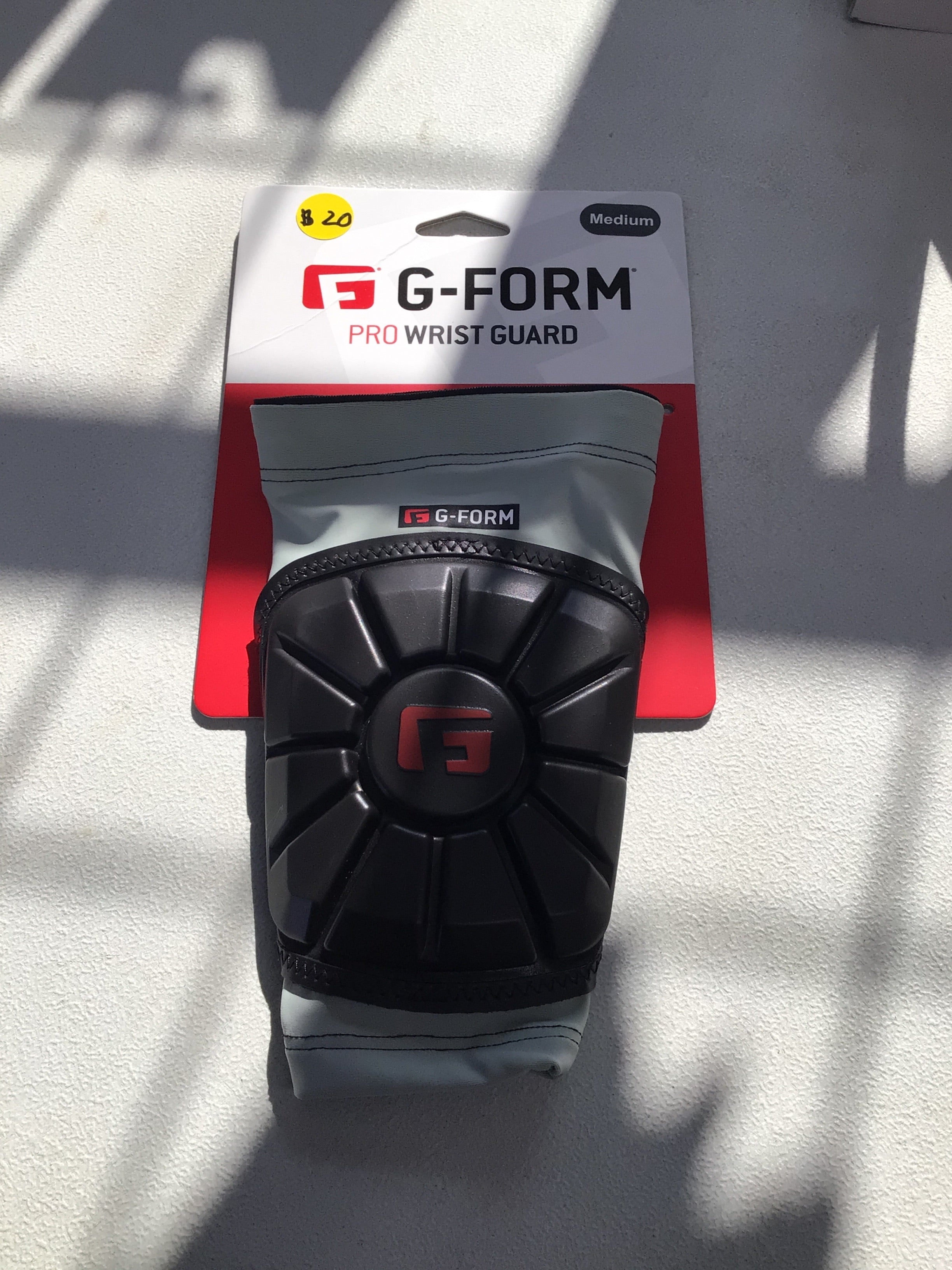 G-Form Pro Wrist Guard Grey